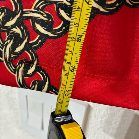 Nike Women's Red Chain Graphic Hoodie - Picture 5 of 13